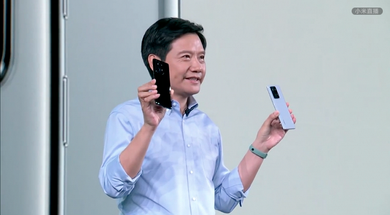 Скрытая камера, Snapdragon 888+, 108 Мп, 4500 мА·ч и 120 Вт. Представлен долгожданный Xiaomi Mi Mix 4